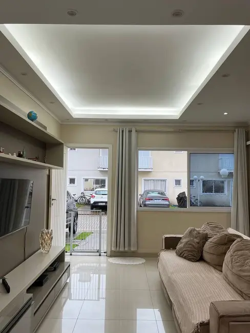 Foto 2 de Apartamento com 3 quartos à venda, 72m2 em Rio Bonito, São Paulo - SP