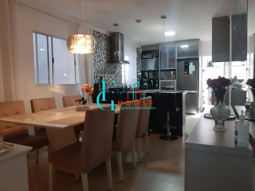Foto 2 de Casa com 4 quartos à venda, 125m2 em Bela Vista, Osasco - SP