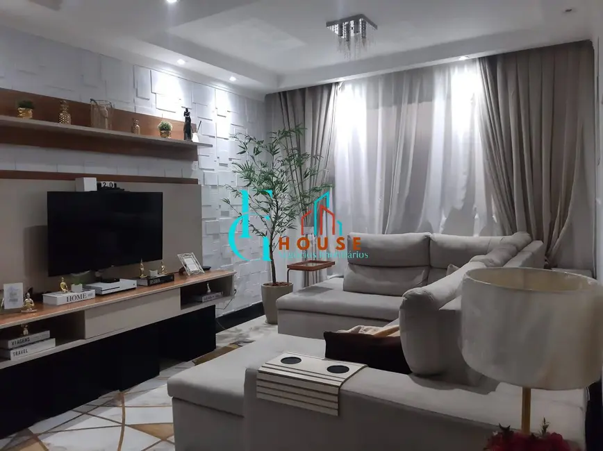 Foto 1 de Casa com 4 quartos à venda, 125m2 em Bela Vista, Osasco - SP