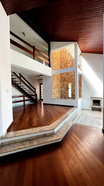 Foto 1 de Casa com 4 quartos à venda, 286m2 em Parque dos Príncipes, São Paulo - SP