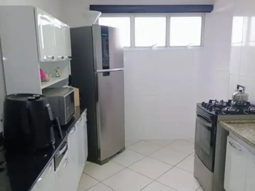 Foto 4 de Apartamento com 3 quartos à venda, 70m2 em I.A.P.I., Osasco - SP