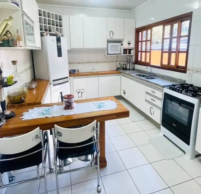 Foto 6 de Sobrado com 4 quartos à venda e para alugar, 150m2 em Paraíso do Morumbi, São Paulo - SP