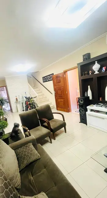 Foto 2 de Sobrado com 4 quartos à venda e para alugar, 150m2 em Paraíso do Morumbi, São Paulo - SP