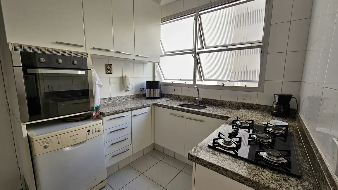 Apartamento com 3 quartos à venda, 131m2 em Moema, São Paulo - SP - imagem 6 Foto 6 de Apartamento com 3 quartos à venda, 131m2 em Moema, São Paulo - SP