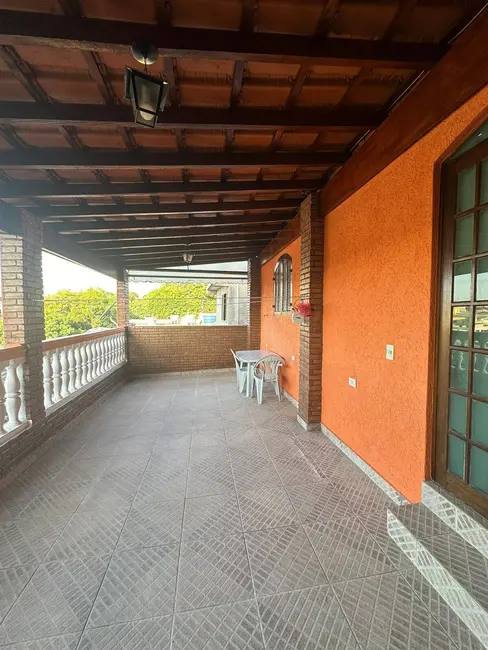 Foto 4 de Casa com 3 quartos à venda, 196m2 em Ayrosa, Osasco - SP