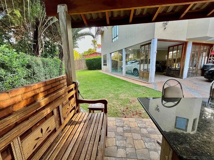 Foto 8 de Casa com 4 quartos à venda, 240m2 em Jardim Marilu, Carapicuiba - SP