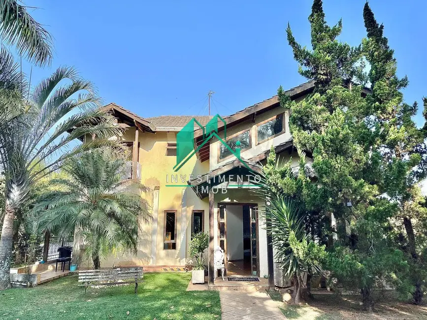 Foto 2 de Casa com 4 quartos à venda, 240m2 em Jardim Marilu, Carapicuiba - SP