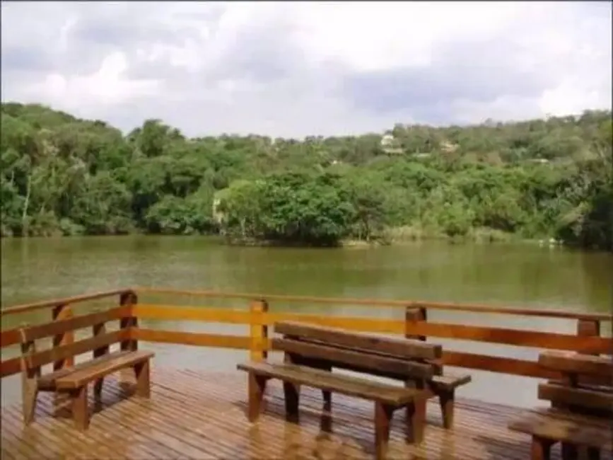 Foto 2 de Terreno / Lote à venda, 433m2 em Transurb, Itapevi - SP