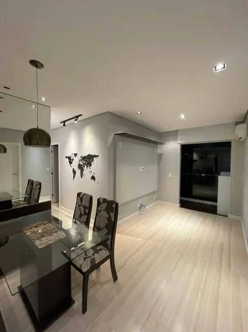 Foto 2 de Apartamento com 2 quartos à venda, 60m2 em Jardim Tupanci, Barueri - SP