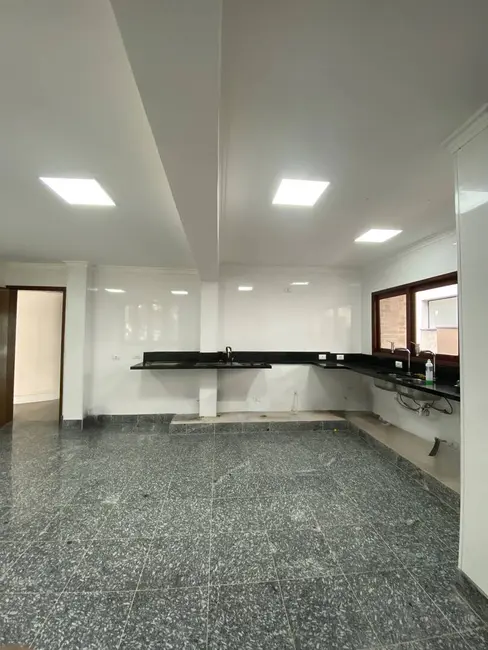 Casa com 4 quartos à venda, 591m2 em Residencial Morada das Estrelas (Aldeia da Serra), Barueri - SP - imagem 7 Foto 7 de Casa com 4 quartos à venda, 591m2 em Residencial Morada das Estrelas (Aldeia da Serra), Barueri - SP