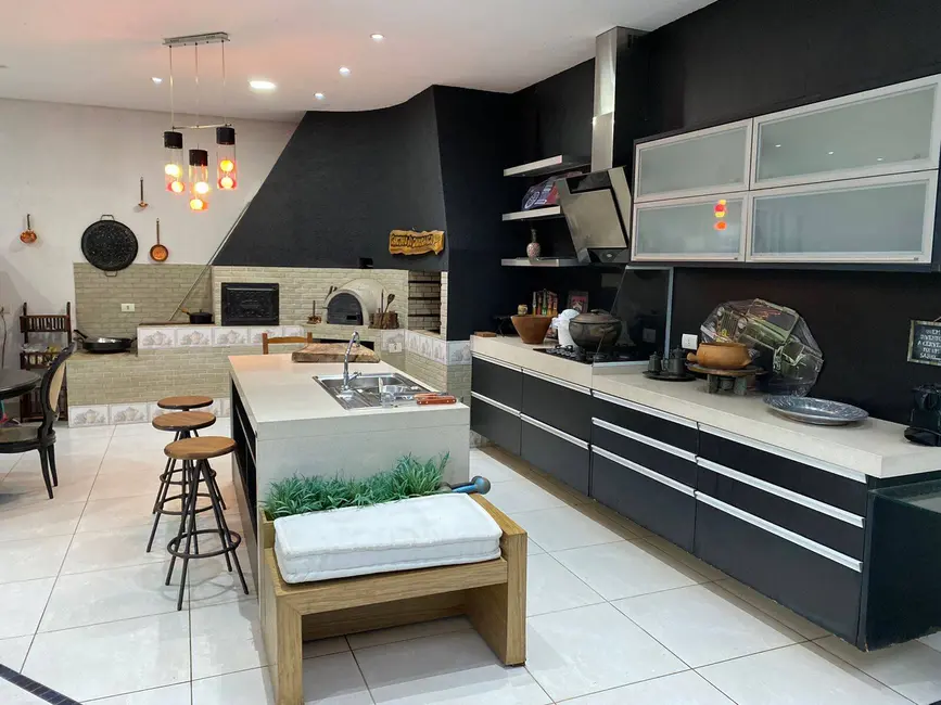 Foto 2 de Casa à venda e para alugar, 1247m2 em Residencial Tamboré, Barueri - SP