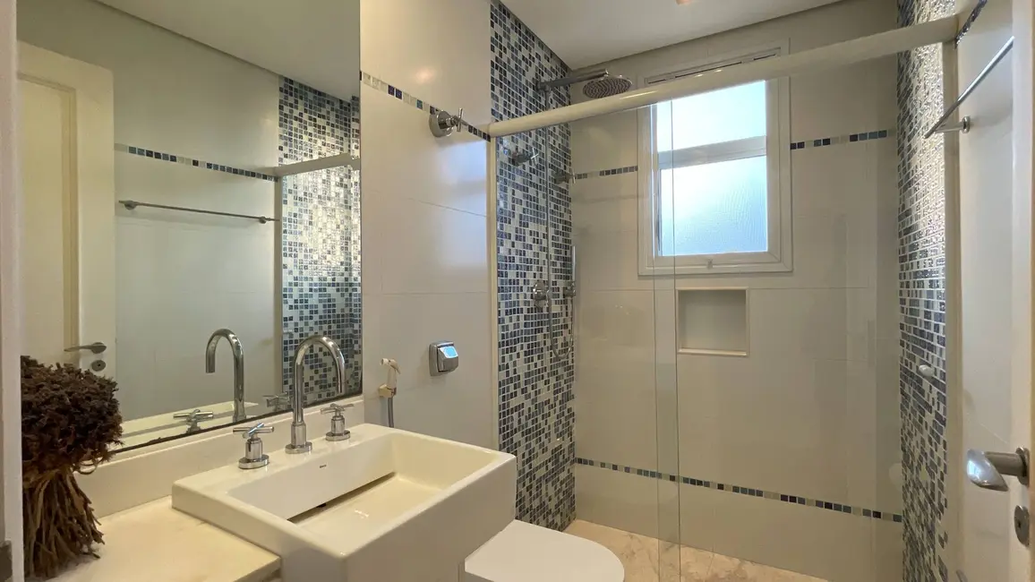 Casa com 5 quartos à venda e para alugar em Tamboré, Santana De Parnaiba - SP - imagem 6 Foto 6 de Casa com 5 quartos à venda e para alugar em Tamboré, Santana De Parnaiba - SP