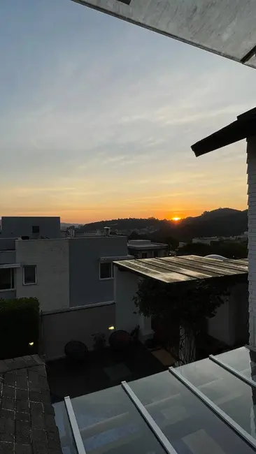 Casa com 5 quartos à venda e para alugar em Tamboré, Santana De Parnaiba - SP - imagem 8 Foto 8 de Casa com 5 quartos à venda e para alugar em Tamboré, Santana De Parnaiba - SP