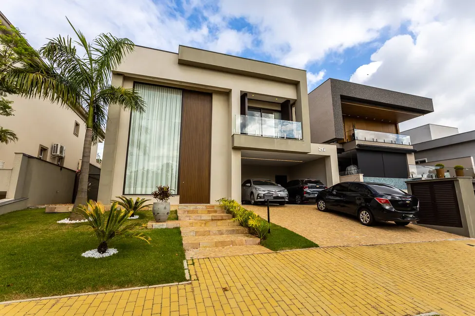 Foto 1 de Casa com 4 quartos à venda em Alphaville, Santana De Parnaiba - SP