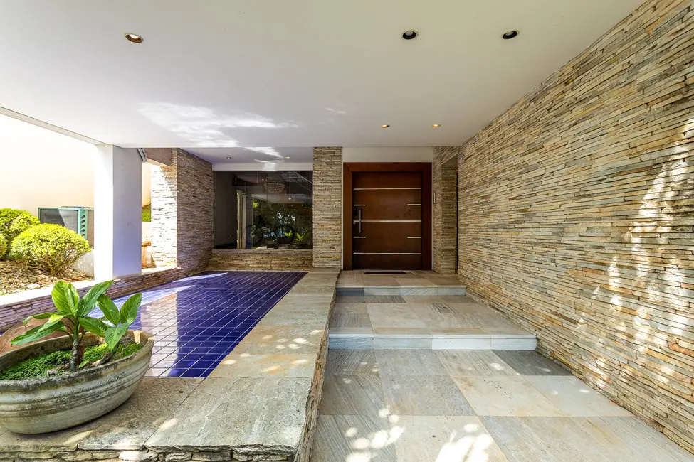 Casa com 5 quartos à venda e para alugar em Alphaville, Santana De Parnaiba - SP - imagem 9 Foto 9 de Casa com 5 quartos à venda e para alugar em Alphaville, Santana De Parnaiba - SP