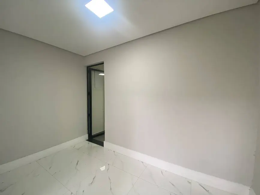 Foto 3 de Casa com 3 quartos à venda em Aldeia da Serra, Barueri - SP