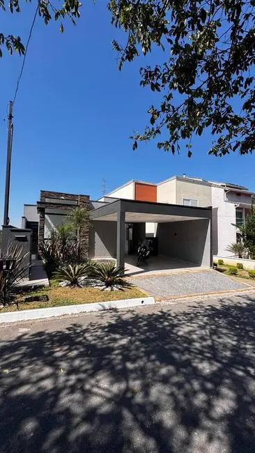 Foto 1 de Casa com 3 quartos à venda em Itapevi - SP