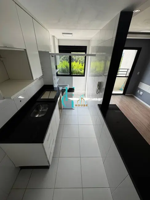Foto 2 de Apartamento com 2 quartos à venda, 49m2 em Jardim Ísis, Cotia - SP