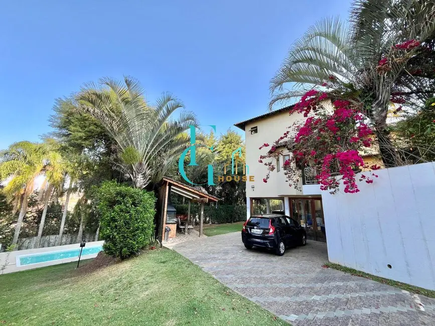 Casa com 4 quartos à venda, 1338m2 em Jardim Marilu, Carapicuiba - SP - imagem 4 Foto 4 de Casa com 4 quartos à venda, 1338m2 em Jardim Marilu, Carapicuiba - SP