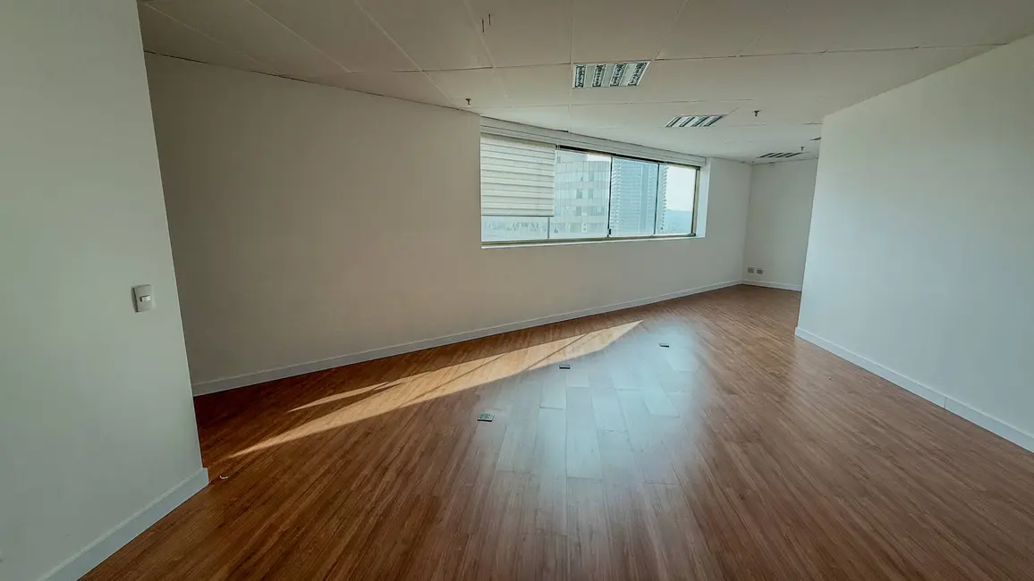 Foto 1 de Sala Comercial para alugar, 59m2 em Campinas - SP