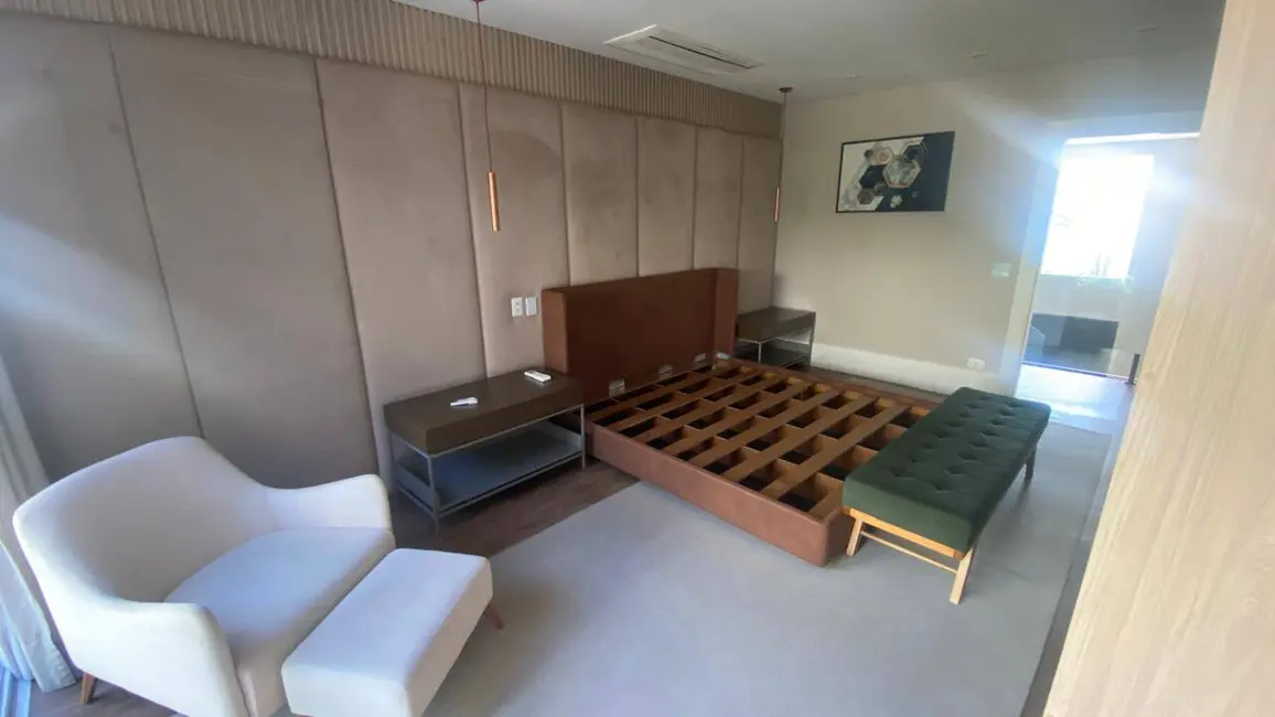 Foto 6 de Casa com 4 quartos à venda, 360m2 em Tamboré, Santana De Parnaiba - SP