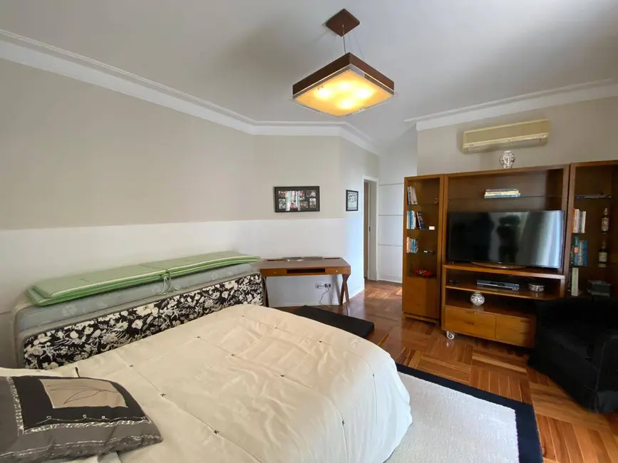 Foto 4 de Casa com 5 quartos para alugar, 1500m2 em Tamboré, Santana De Parnaiba - SP