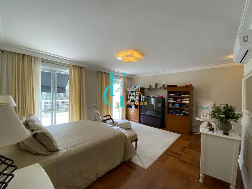 Foto 8 de Casa com 5 quartos à venda e para alugar, 1500m2 em Tamboré, Santana De Parnaiba - SP