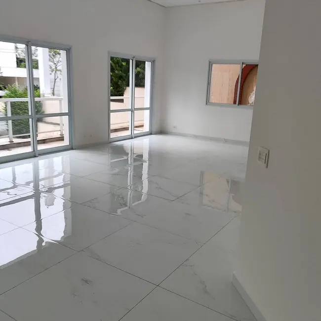 Foto 6 de Casa com 4 quartos para alugar em Barueri - SP