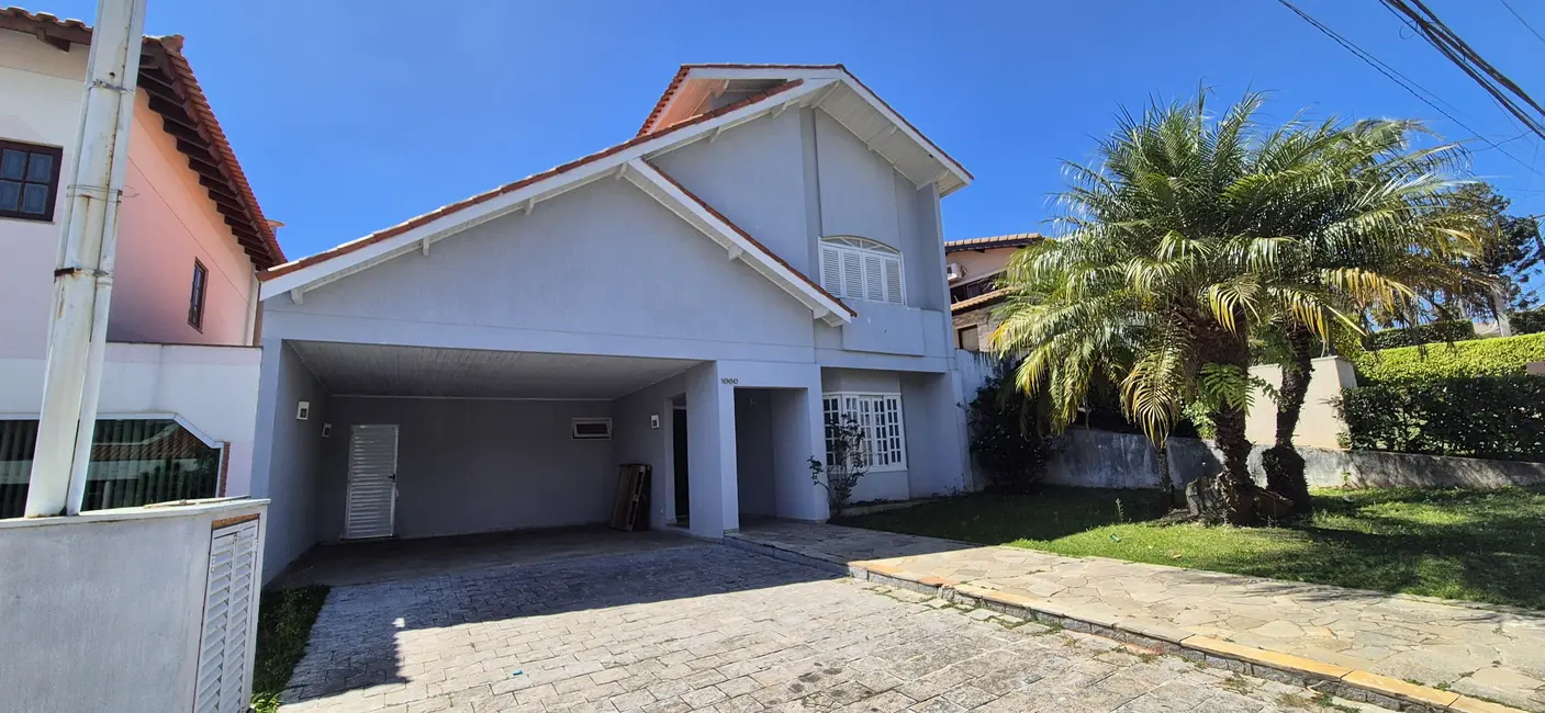 Casa com 4 quartos para alugar em Alphaville, Santana De Parnaiba - SP - imagem 1 Foto 1 de Casa com 4 quartos para alugar em Alphaville, Santana De Parnaiba - SP