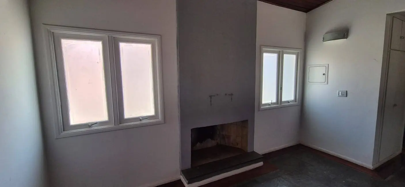 Casa com 4 quartos para alugar em Alphaville, Santana De Parnaiba - SP - imagem 3 Foto 3 de Casa com 4 quartos para alugar em Alphaville, Santana De Parnaiba - SP