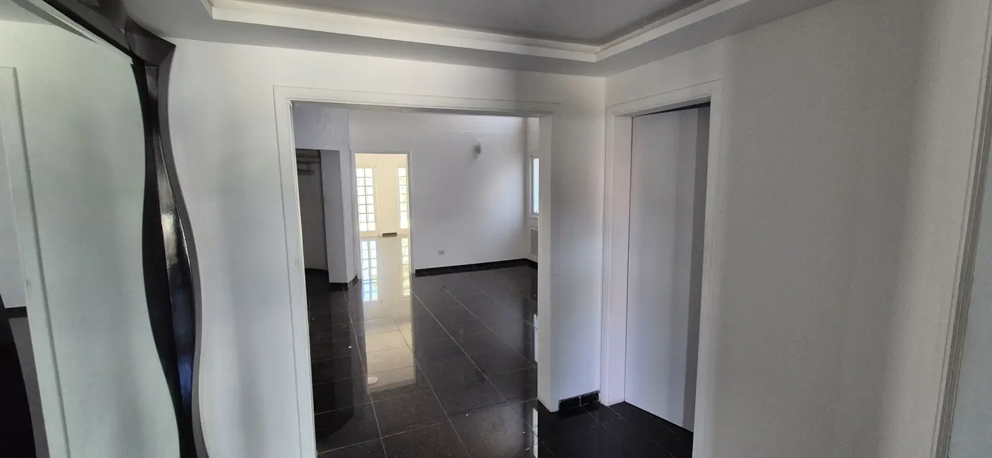 Casa com 4 quartos para alugar em Alphaville, Santana De Parnaiba - SP - imagem 8 Foto 8 de Casa com 4 quartos para alugar em Alphaville, Santana De Parnaiba - SP