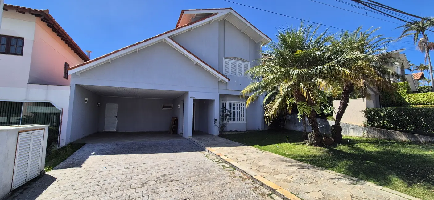 Casa com 4 quartos para alugar em Alphaville, Santana De Parnaiba - SP - imagem 7 Foto 7 de Casa com 4 quartos para alugar em Alphaville, Santana De Parnaiba - SP
