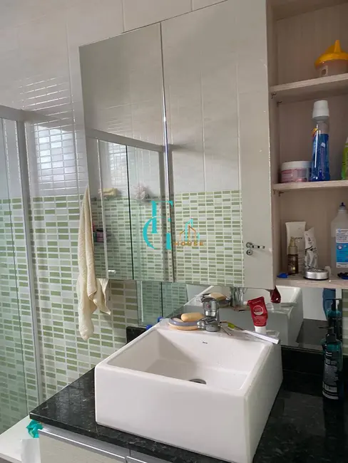 Foto 9 de Casa com 3 quartos à venda, 264m2 em Cotia - SP
