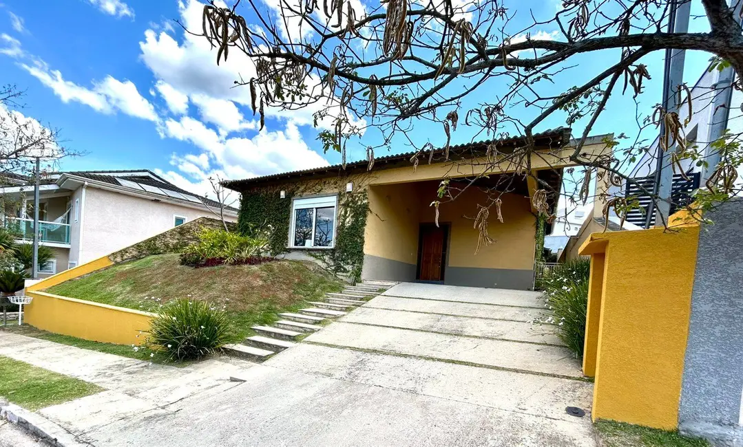 Foto 3 de Casa com 3 quartos para alugar, 240m2 em Jardim Ísis, Cotia - SP