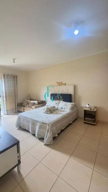 Foto 2 de Casa com 4 quartos à venda, 310m2 em Suru, Santana De Parnaiba - SP