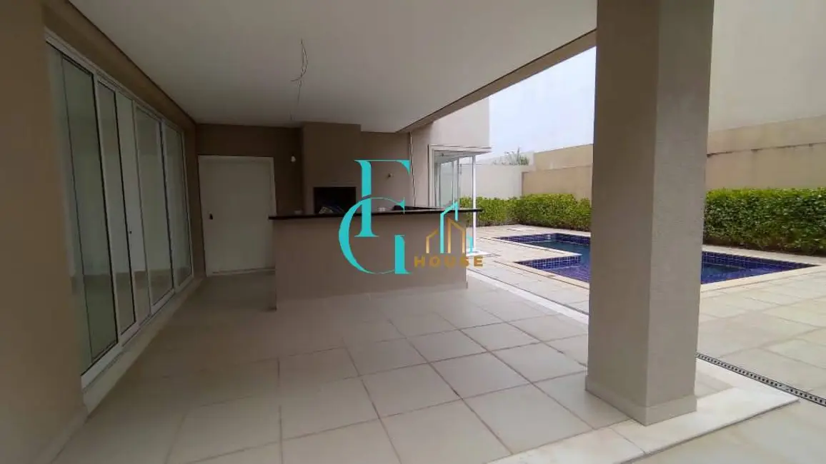 Casa com 4 quartos à venda, 469m2 em Barueri - SP - imagem 8 Foto 8 de Casa com 4 quartos à venda, 469m2 em Barueri - SP