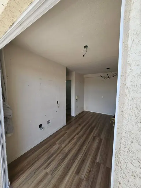 Apartamento com 2 quartos à venda, 55m2 em Vila Aparecida, Itapevi - SP - imagem 2 Foto 2 de Apartamento com 2 quartos à venda, 55m2 em Vila Aparecida, Itapevi - SP