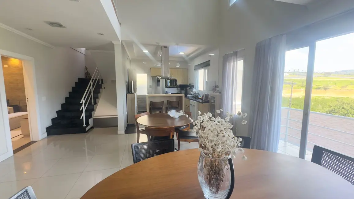 Foto 7 de Casa à venda, 264m2 em Parque Rizzo II, Cotia - SP