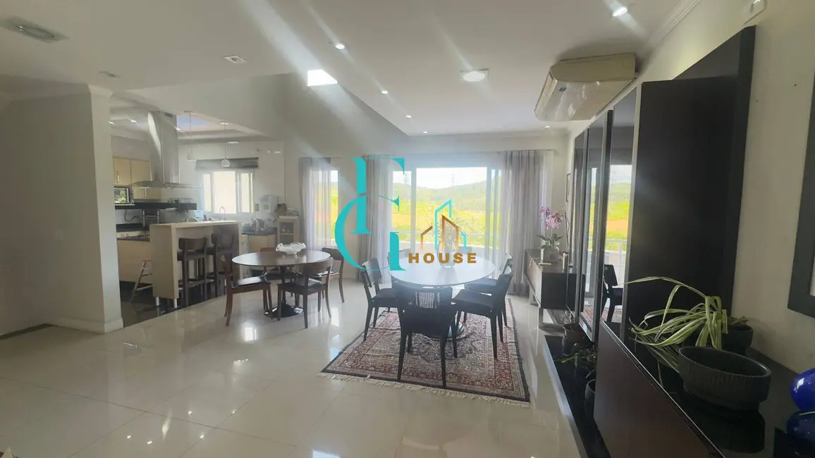 Foto 5 de Casa à venda, 264m2 em Parque Rizzo II, Cotia - SP