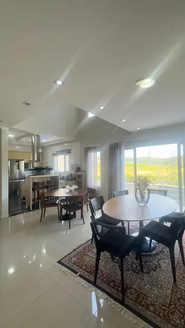 Foto 6 de Casa à venda, 264m2 em Parque Rizzo II, Cotia - SP