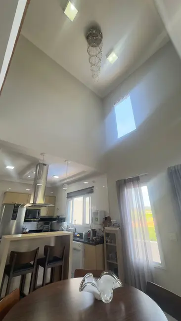 Foto 9 de Casa à venda, 264m2 em Parque Rizzo II, Cotia - SP