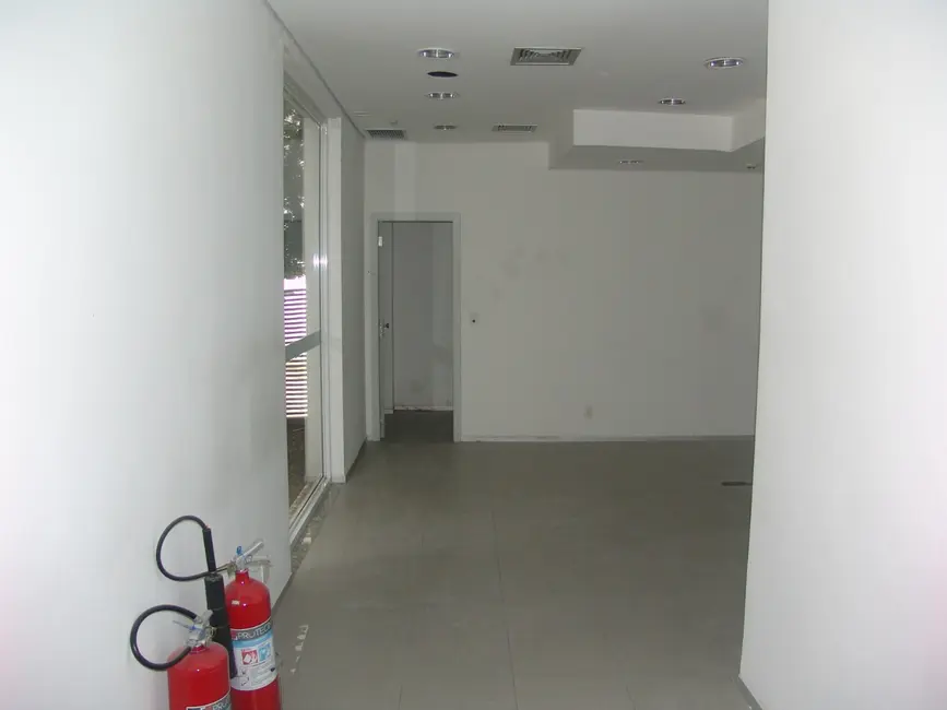 Sala Comercial para alugar, 520m2 em Chácara Santo Antônio (Zona Sul), São Paulo - SP - imagem 2 Foto 2 de Sala Comercial para alugar, 520m2 em Chácara Santo Antônio (Zona Sul), São Paulo - SP