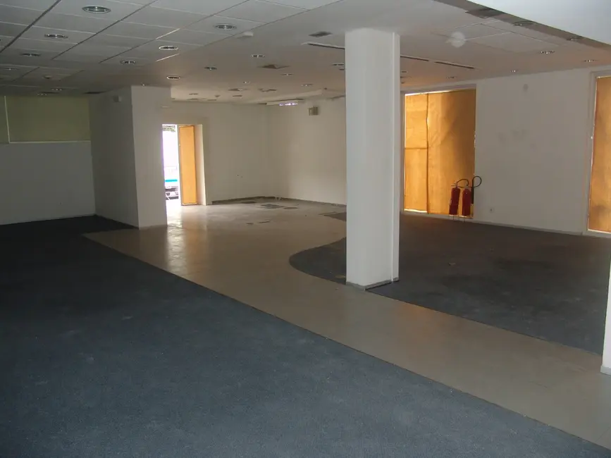 Sala Comercial para alugar, 520m2 em Chácara Santo Antônio (Zona Sul), São Paulo - SP - imagem 7 Foto 7 de Sala Comercial para alugar, 520m2 em Chácara Santo Antônio (Zona Sul), São Paulo - SP