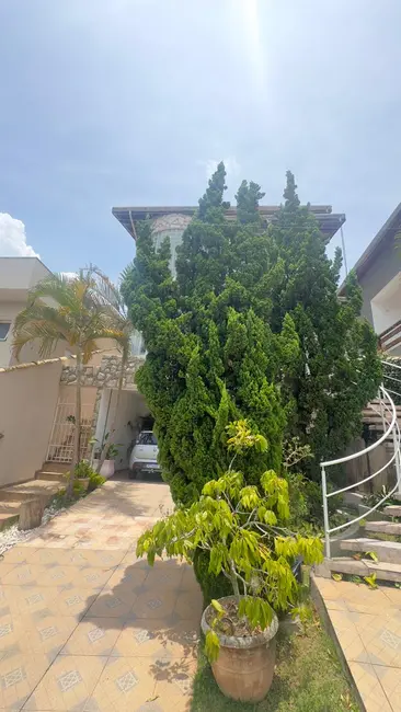 Casa com 4 quartos à venda, 250m2 em Parque Rizzo II, Cotia - SP - imagem 3 Foto 3 de Casa com 4 quartos à venda, 250m2 em Parque Rizzo II, Cotia - SP