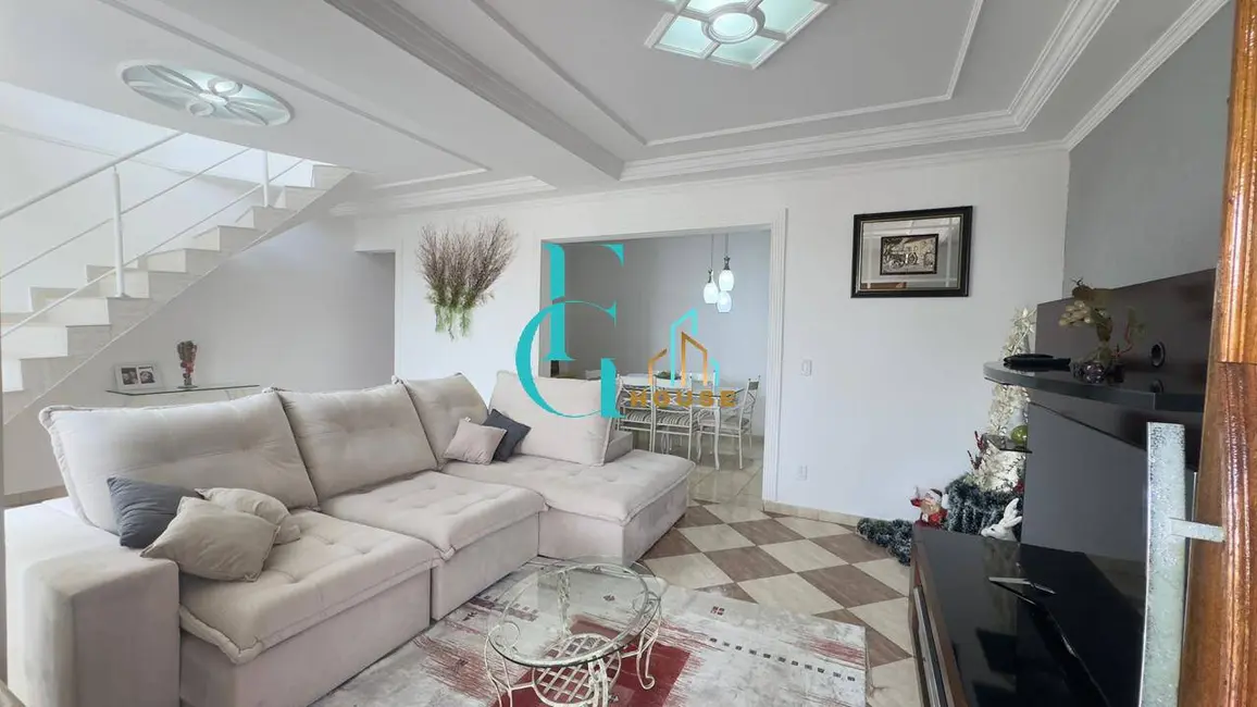 Foto 9 de Casa com 4 quartos à venda, 250m2 em Parque Rizzo II, Cotia - SP