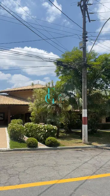 Casa com 3 quartos à venda, 1366m2 em Tamboré, Barueri - SP - imagem 3 Foto 3 de Casa com 3 quartos à venda, 1366m2 em Tamboré, Barueri - SP