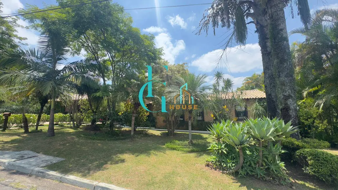 Casa com 3 quartos à venda, 1366m2 em Tamboré, Barueri - SP - imagem 5 Foto 5 de Casa com 3 quartos à venda, 1366m2 em Tamboré, Barueri - SP