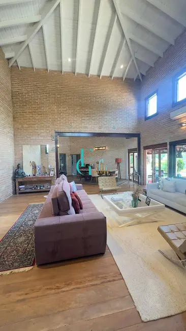 Casa com 3 quartos à venda, 1366m2 em Tamboré, Barueri - SP - imagem 7 Foto 7 de Casa com 3 quartos à venda, 1366m2 em Tamboré, Barueri - SP