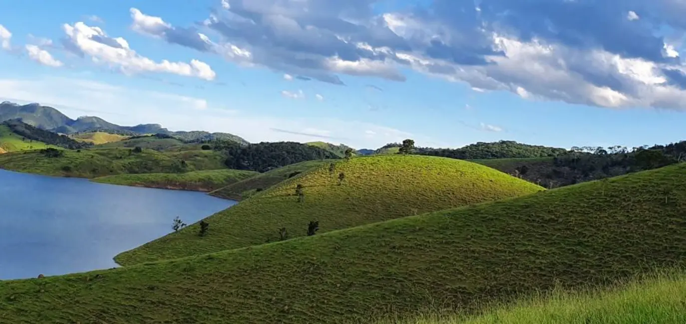Foto 17 de Chácara à venda, 140m2 em Paraibuna - SP