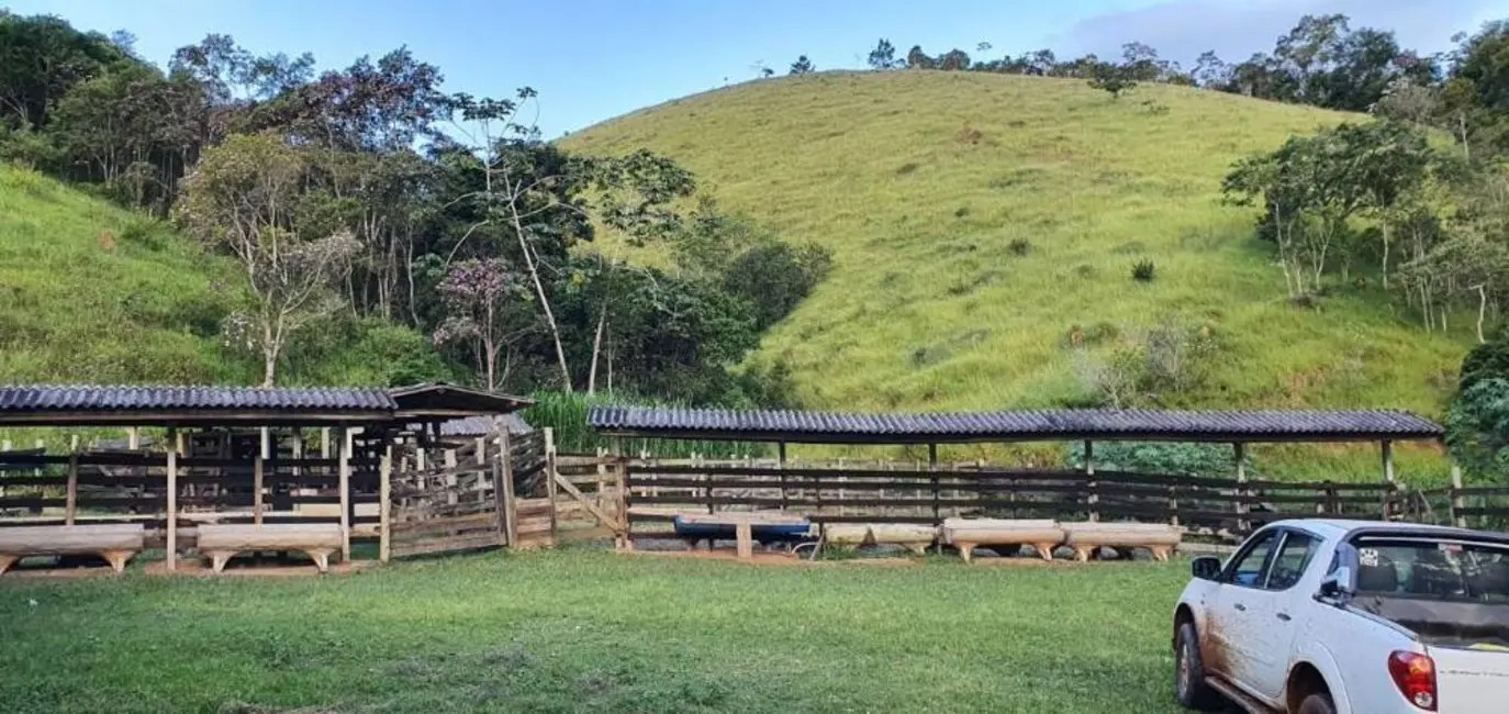 Chácara à venda, 140m2 em Paraibuna - SP - imagem 3 Foto 3 de Chácara à venda, 140m2 em Paraibuna - SP